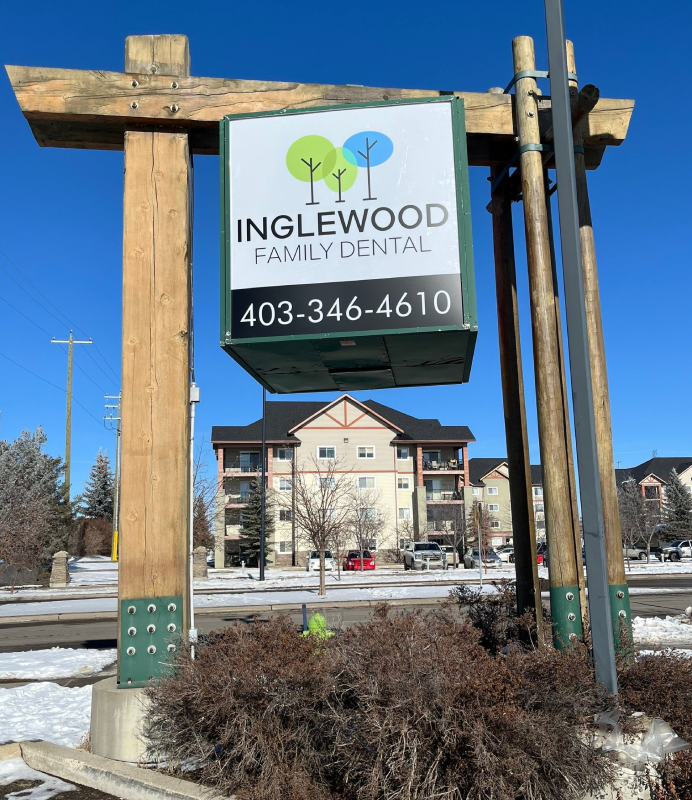 Monument / Pylon Signs